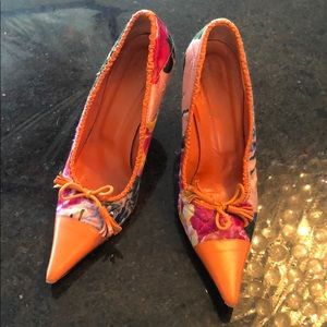 Dolce and Gabbana D&G orange and silk heels 👠